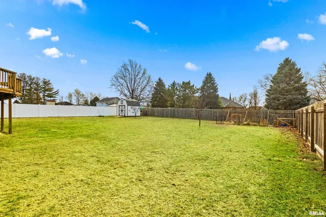 $244,900 | 113 Regal Lane, East Peoria, IL 61611