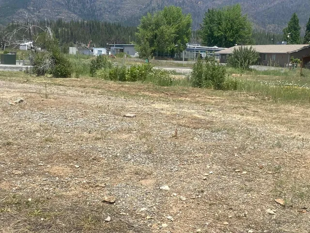 a view of a street view