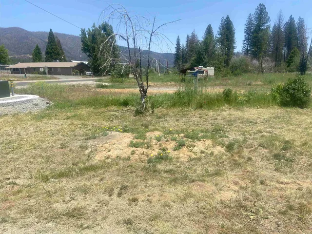 a view of a lake view