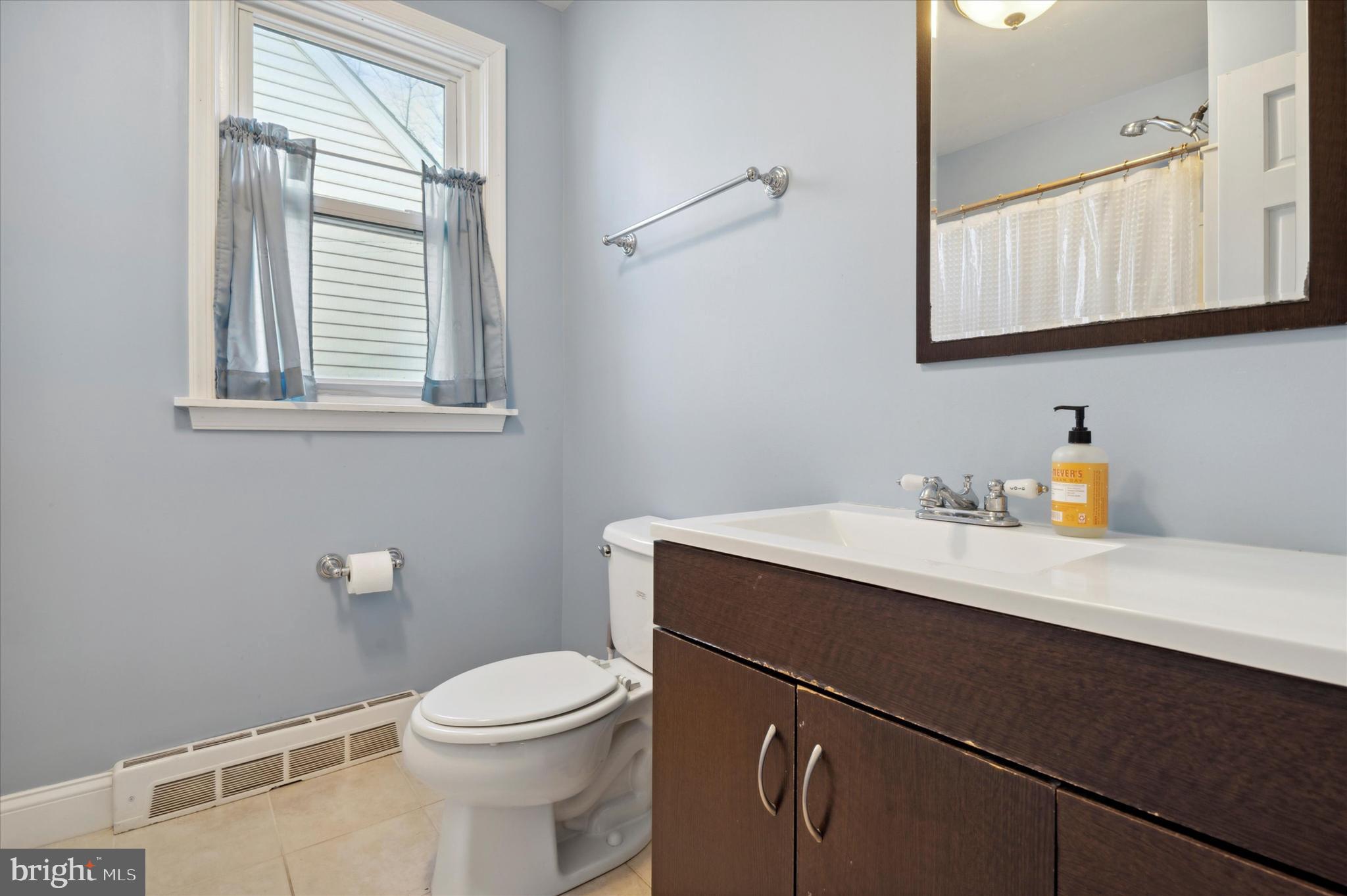 516 Sugartown Road Malvern, PA 19355 - Photo 9 of 16