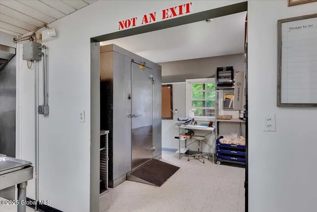 $500,000 | 8905 Ny Highway, Averill Park, NY 12018