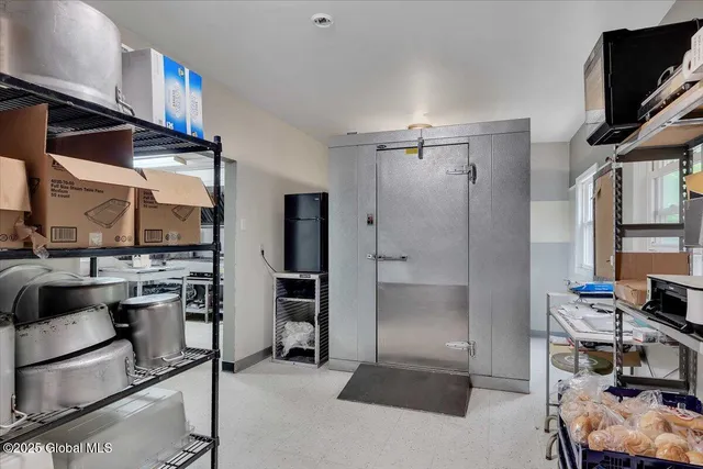 $500,000 | 8905 Ny Highway, Averill Park, NY 12018