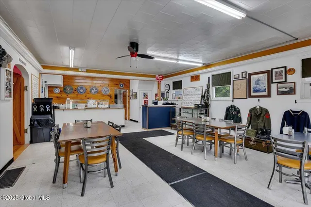 $500,000 | 8905 Ny Highway, Averill Park, NY 12018