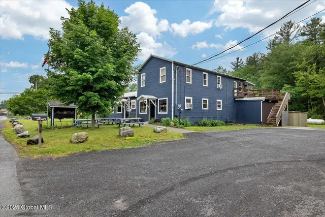 $500,000 | 8905 Ny Highway, Averill Park, NY 12018