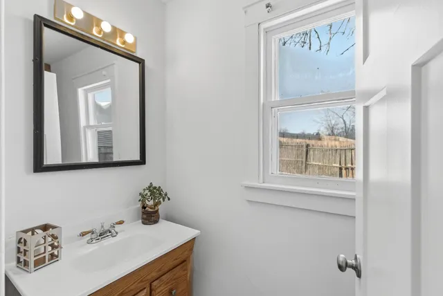 $184,900 | 1317 Clark Street, Janesville, WI 53545