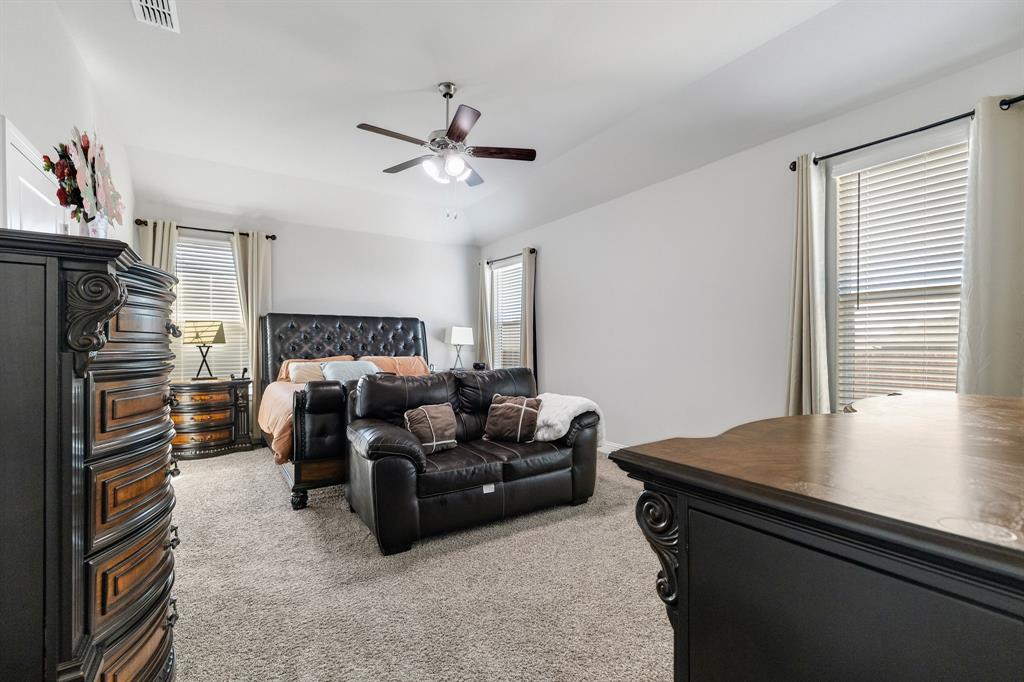 1501 Razorbill Road Denton, TX 76205 - Photo 28 of 39 Gallery Image 28