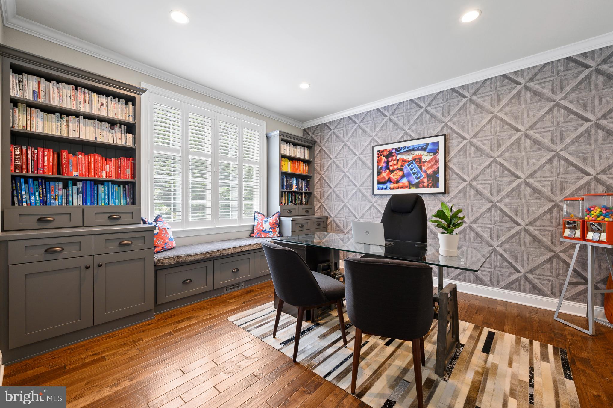 3910 Lewis Run Road Newtown Square, PA 19073 - Photo 17 of 36 Office with built in bookshelves, storage, seating