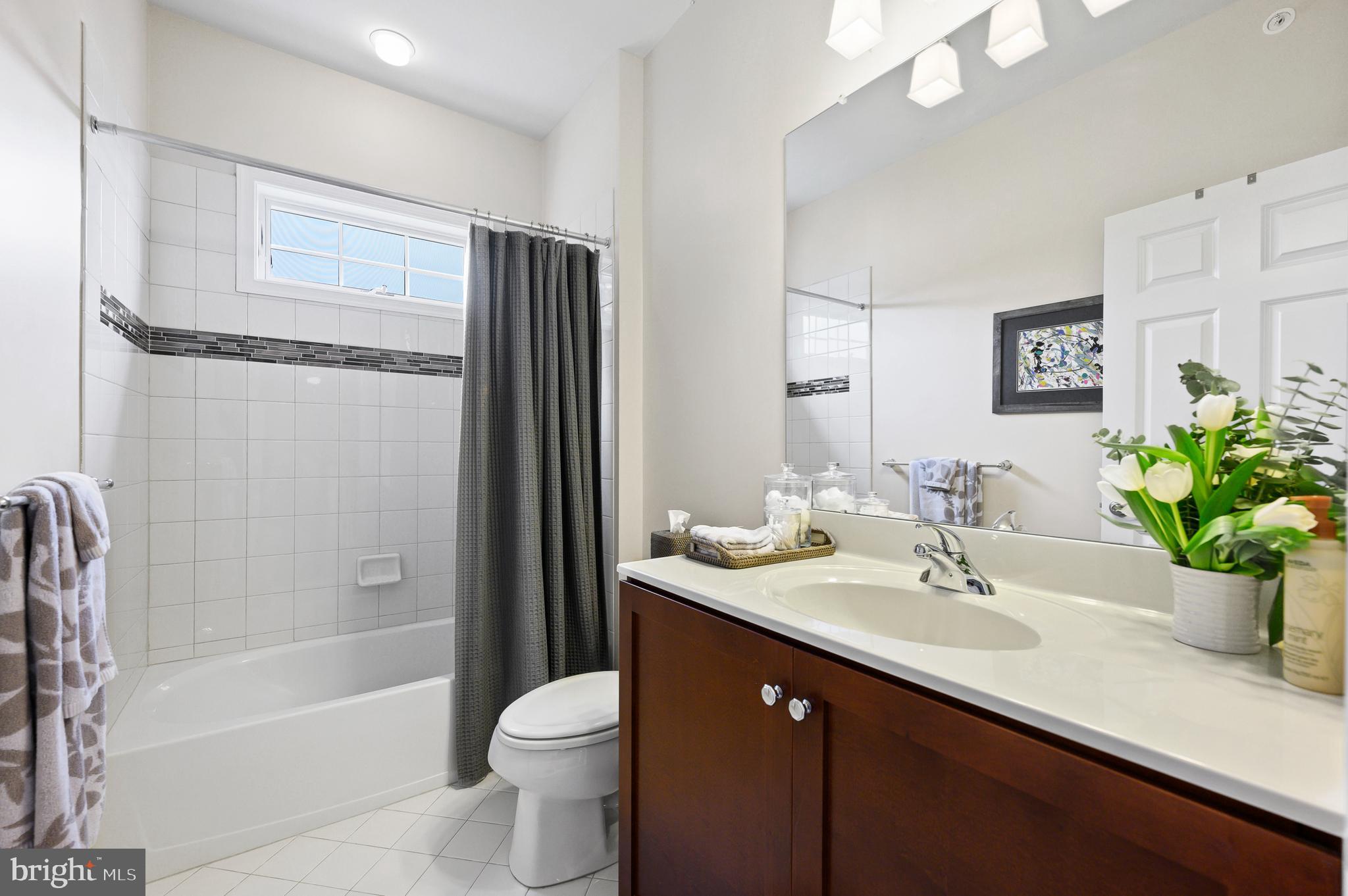 3910 Lewis Run Road Newtown Square, PA 19073 - Photo 26 of 36 Bathroom 2