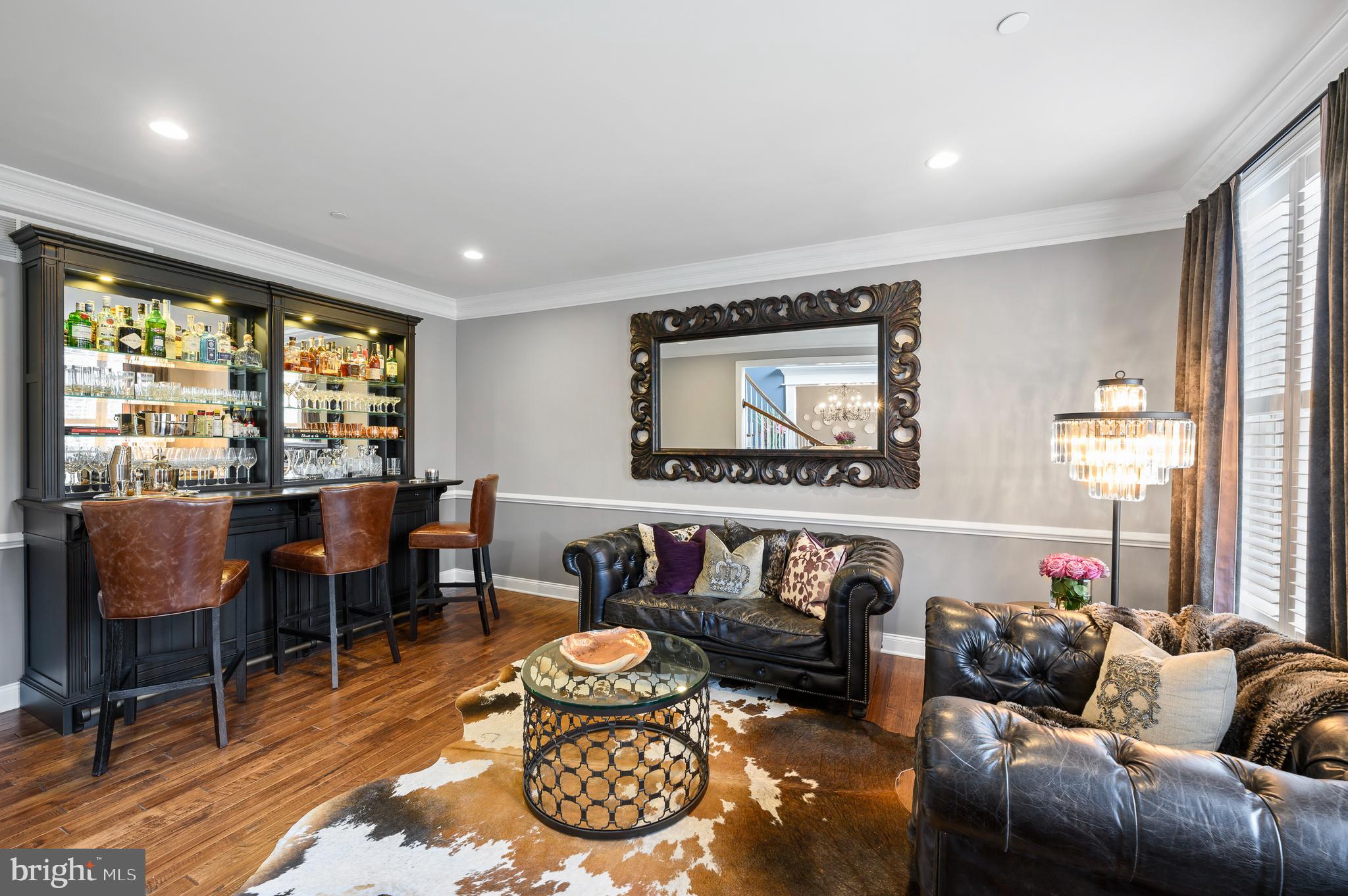 3910 Lewis Run Road Newtown Square, PA 19073 - Photo 8 of 36 Living room