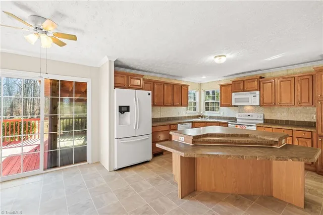 $225,000 | 7182 State Highway 49, Liberty, NC 27298