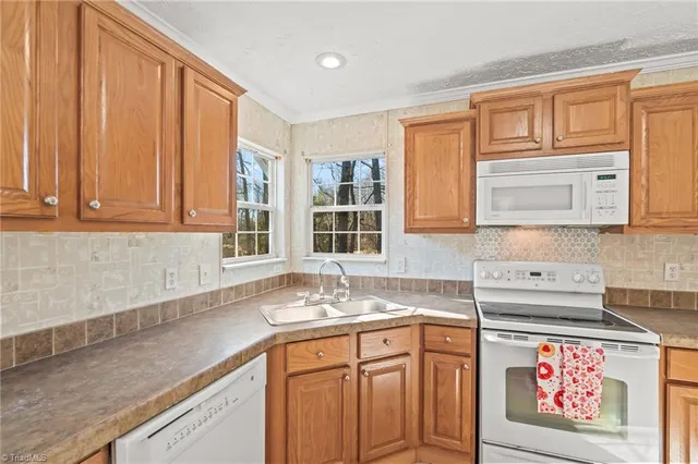 $225,000 | 7182 State Highway 49, Liberty, NC 27298