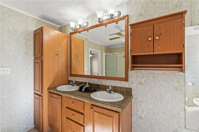 $225,000 | 7182 State Highway 49, Liberty, NC 27298