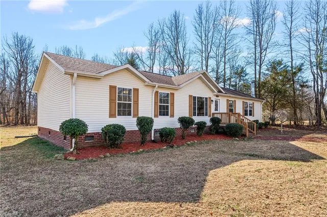 $225,000 | 7182 State Highway 49, Liberty, NC 27298