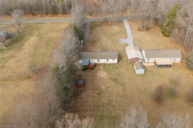 $225,000 | 7182 State Highway 49, Liberty, NC 27298