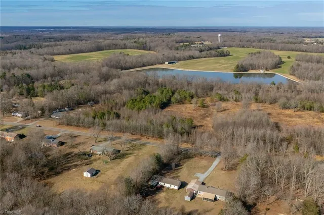 $225,000 | 7182 State Highway 49, Liberty, NC 27298