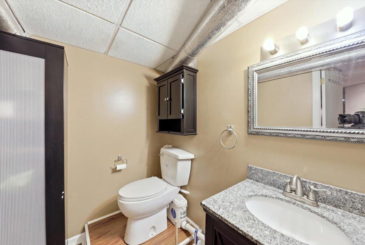 3961 Mumper Road Springfield, OH 45502 - Photo 47 of 70 48-Half Bath