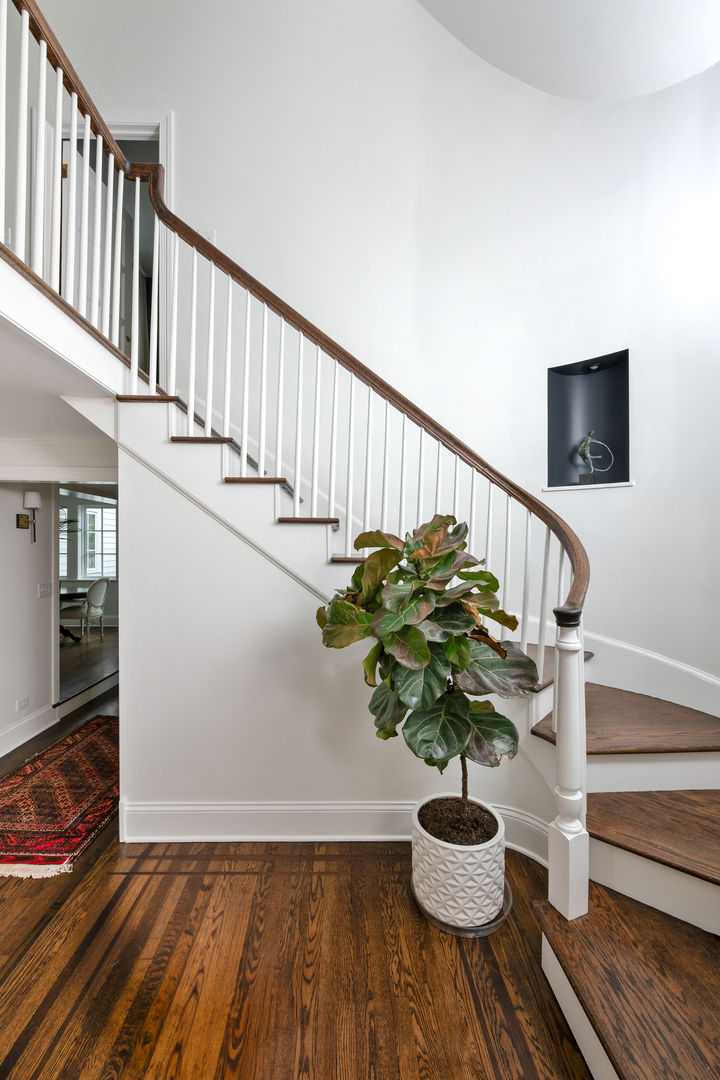 310 Maple Row Northfield, IL 60093 - Photo 15 of 39 Gallery Image 15