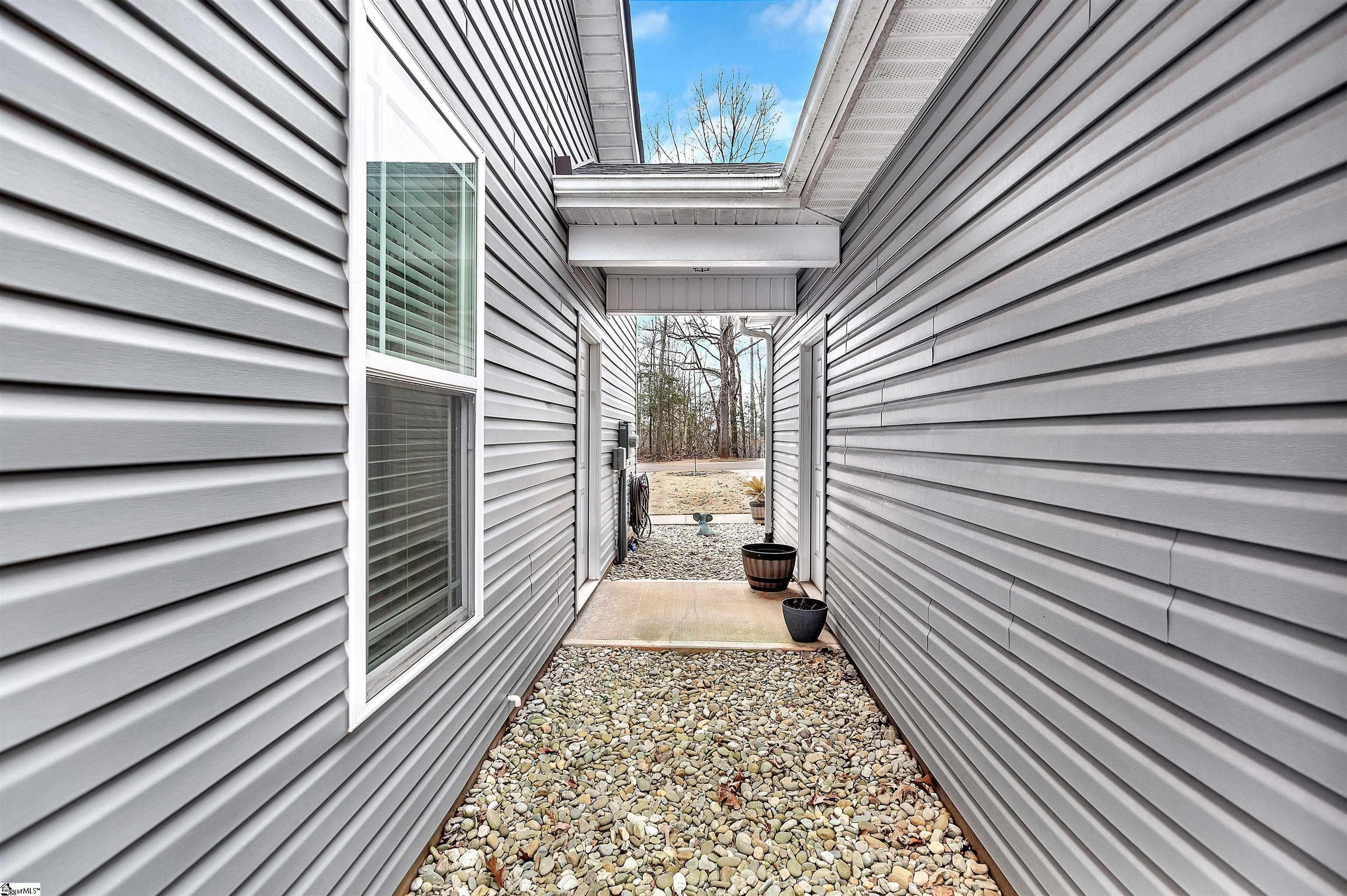 160 Inlet Pointe Drive Anderson, SC 29625 - Photo 28 of 42