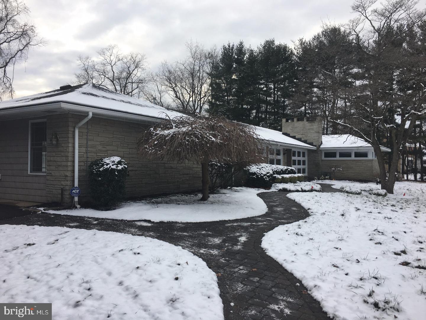 211 Hill Road Westampton, NJ 08060 - Photo 3 of 25