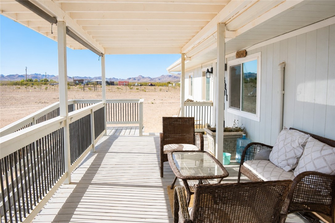 4810 Ehrenberg Road Golden Valley, AZ 86413 - Photo 23 of 31