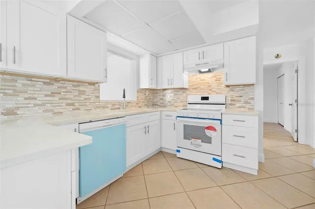 $375,000 | 13538 Leslie Drive, Hudson, FL 34667