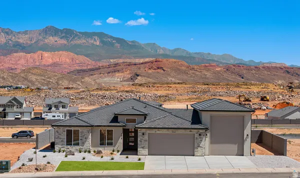 $758,000 | 3918 West 1570 South, Hurricane, UT 84737