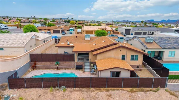$725,000 | 3321 Bluegrass Drive, Lake Havasu City, AZ 86406