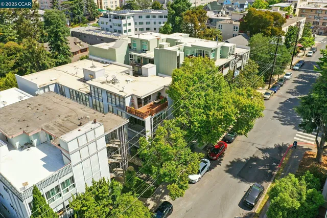 $358,000 | 193 Montecito Avenue, Unit 303, Oakland, CA 94610