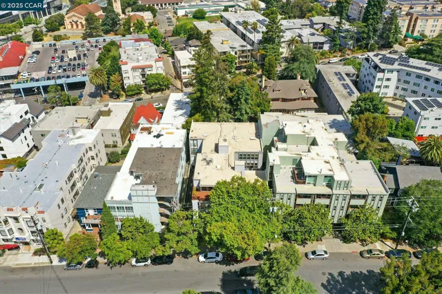 $358,000 | 193 Montecito Avenue, Unit 303, Oakland, CA 94610