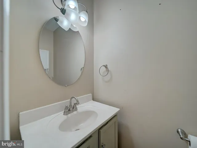 $515,500 | 6025 Hosta Court, Elkridge, MD 21075