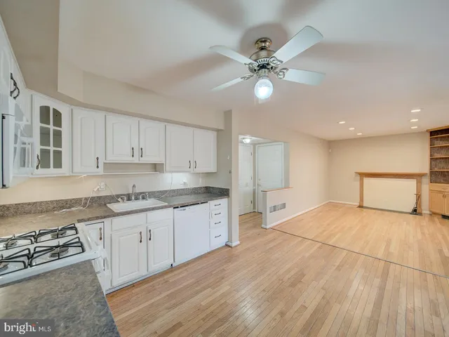 $515,500 | 6025 Hosta Court, Elkridge, MD 21075