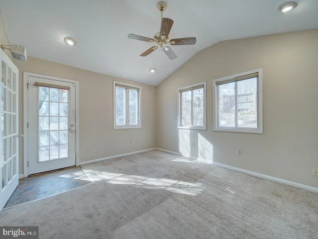 $515,500 | 6025 Hosta Court, Elkridge, MD 21075