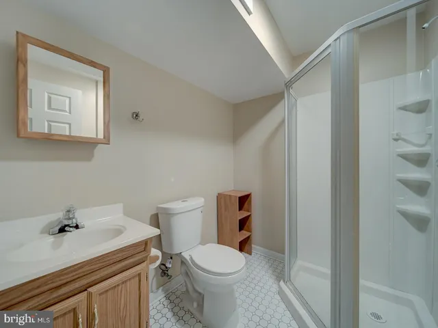 $515,500 | 6025 Hosta Court, Elkridge, MD 21075