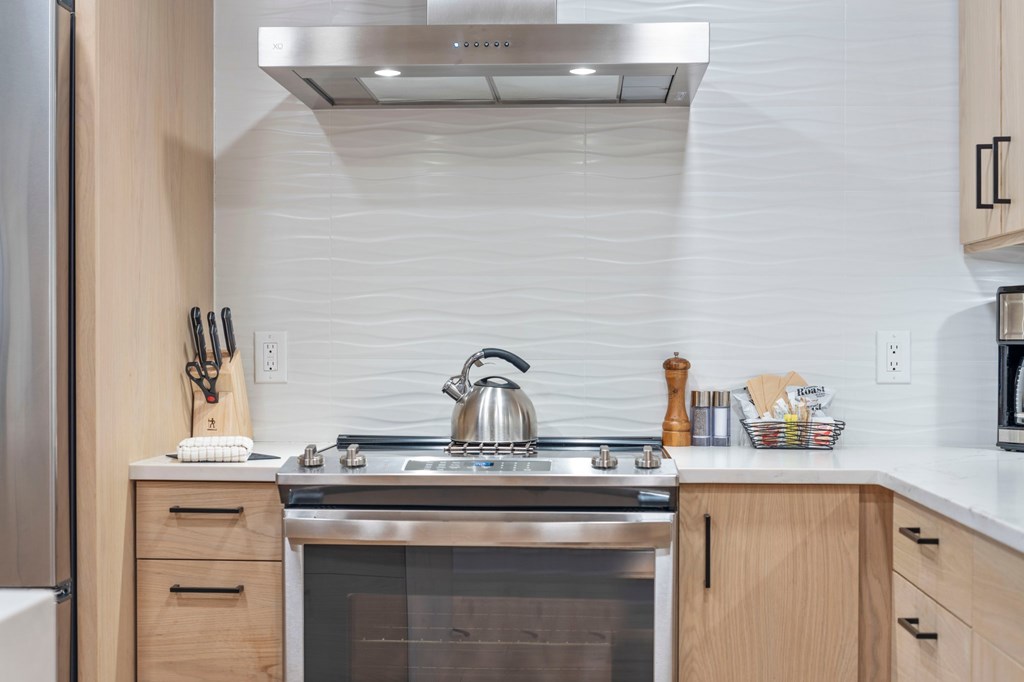 720 Village Drive, Unit 302 Donnelly, ID 83615 - Photo 5 of 36