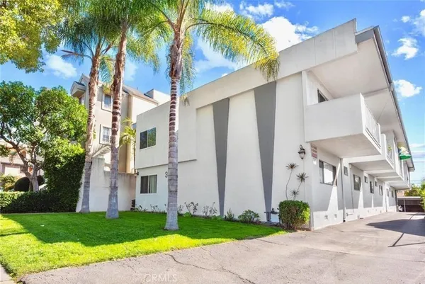 $2,595 | 350 West Wilson Avenue, Unit 1A, Glendale, CA 91203