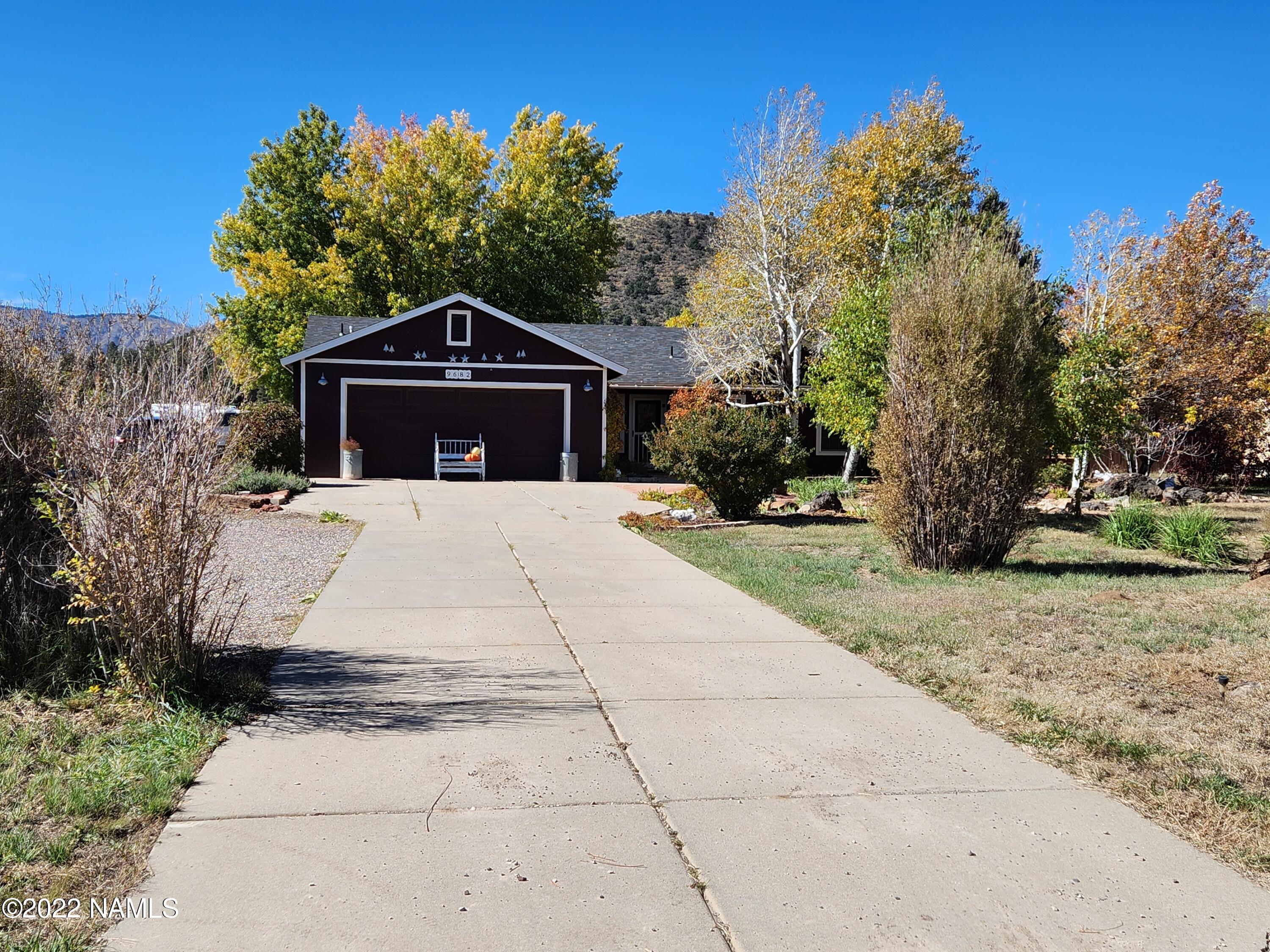9682 Pioneer Valley Road Flagstaff, AZ 86004 - Photo 1 of 43 lots of parking