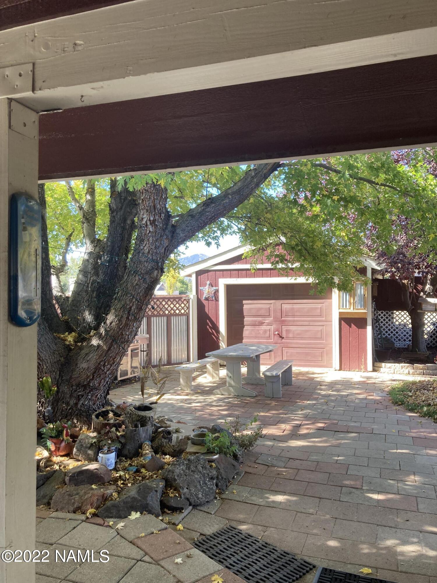 9682 Pioneer Valley Road Flagstaff, AZ 86004 - Photo 33 of 43 backyard2