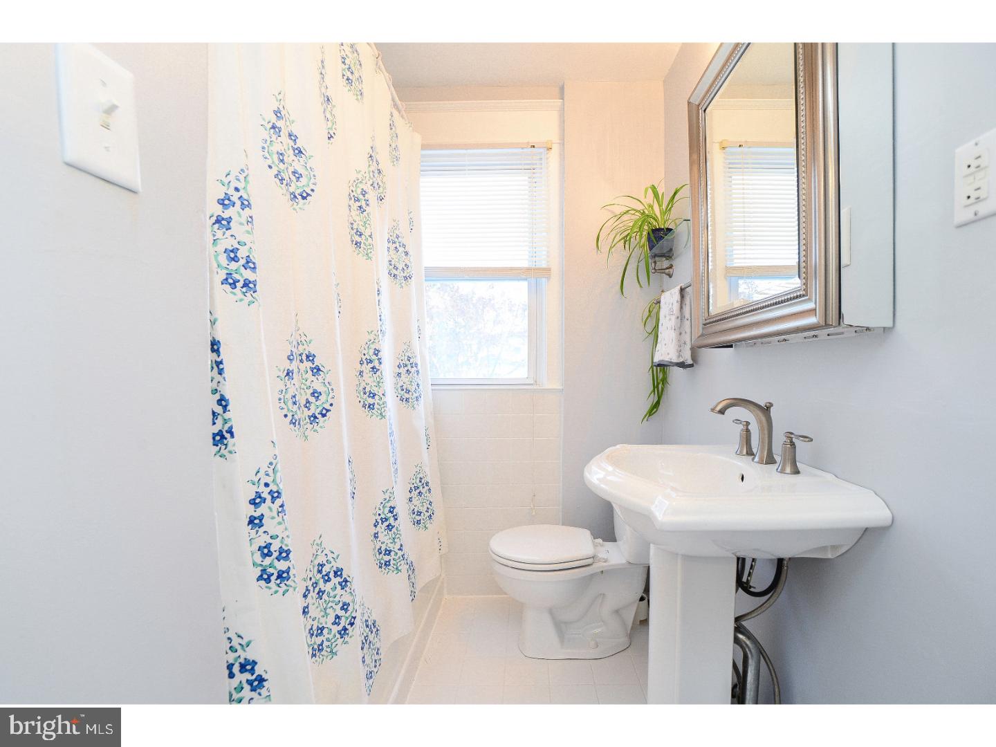 342 Sagamore Road Havertown, PA 19083 - Photo 15 of 25