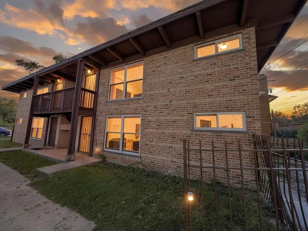 $250,000 | 175 West 154th Street, Harvey, IL 60426