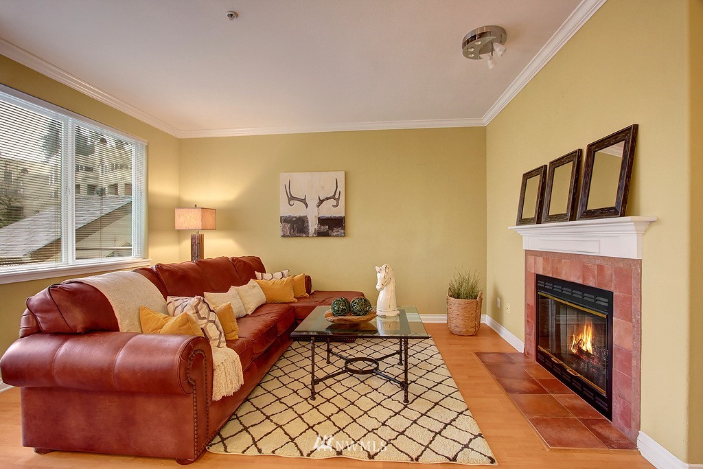 7583 Old Redmond Road, Unit C208 Redmond, WA 98052 - Photo 3 of 15 Gallery Image 3