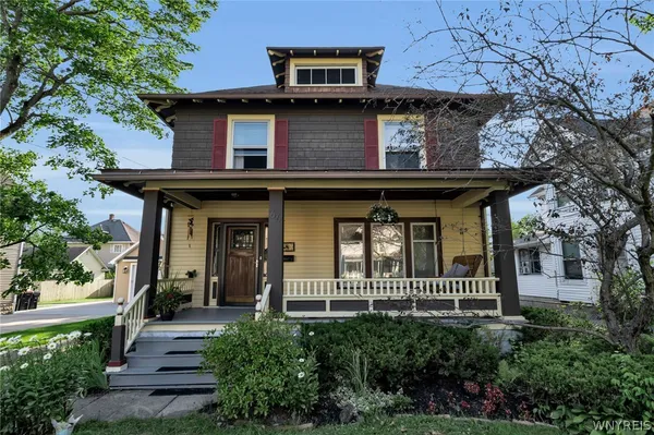 $335,000 | 66 Holland Avenue, Lancaster, NY 14086