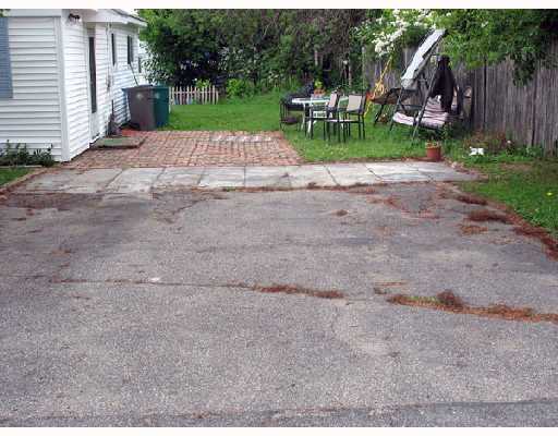 32 Ludlow Road Middletown, RI 02842 - Photo 4 of 6 Exterior Front. 4 Car Driveway