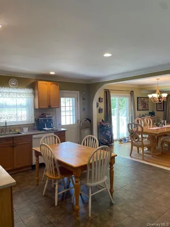$720,000 | 1790 Parmly Road, Mohegan Lake, NY 10547
