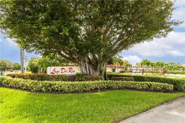 $1,725 | 2800 Fiore Way, Unit 2060, Delray Beach, FL 33445