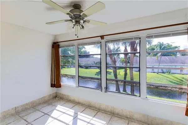 $1,725 | 2800 Fiore Way, Unit 2060, Delray Beach, FL 33445