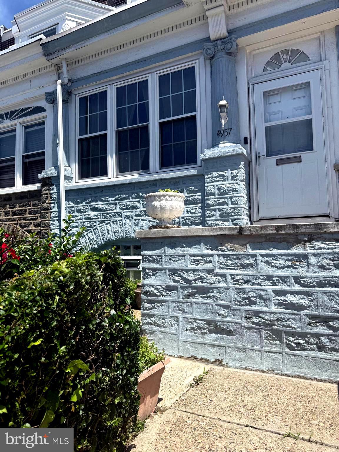 4957 North 9th Street Philadelphia, PA 19141 - Photo 2 of 25