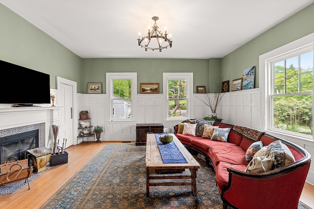 29 Galloupes Point Road Swampscott, MA 01907 - Photo 22 of 40