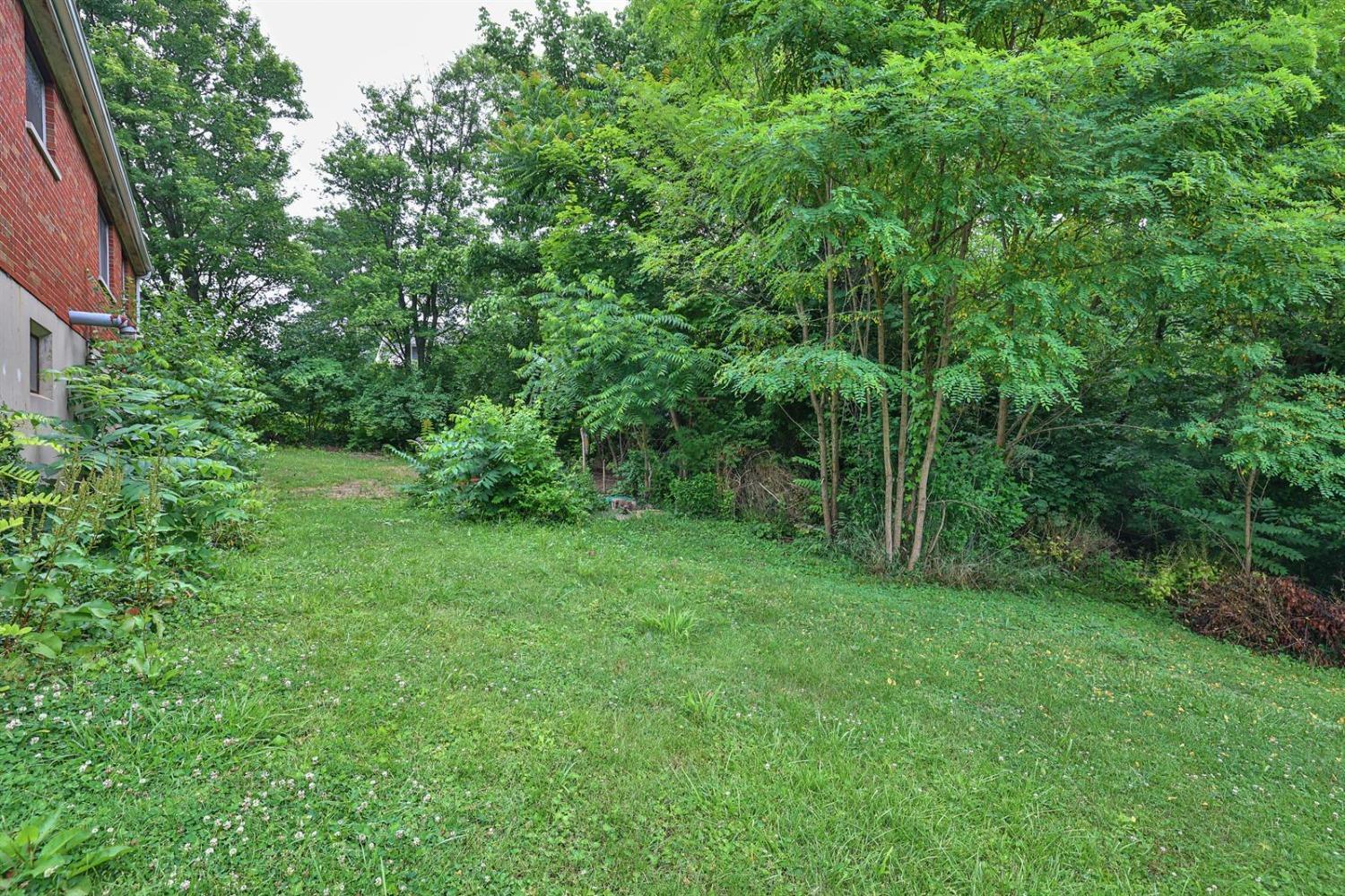 6285 Mullen Road Cincinnati, OH 45247 - Photo 25 of 32