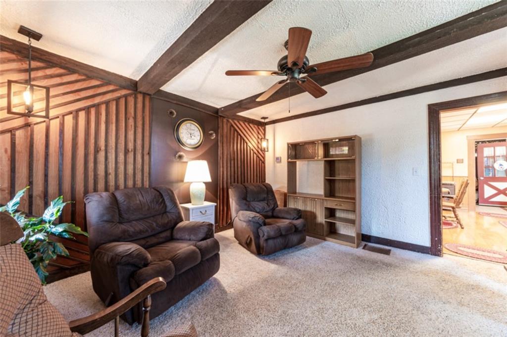 222 Reis Run Road Pittsburgh, PA 15237 - Photo 5 of 25 a living room with furniture