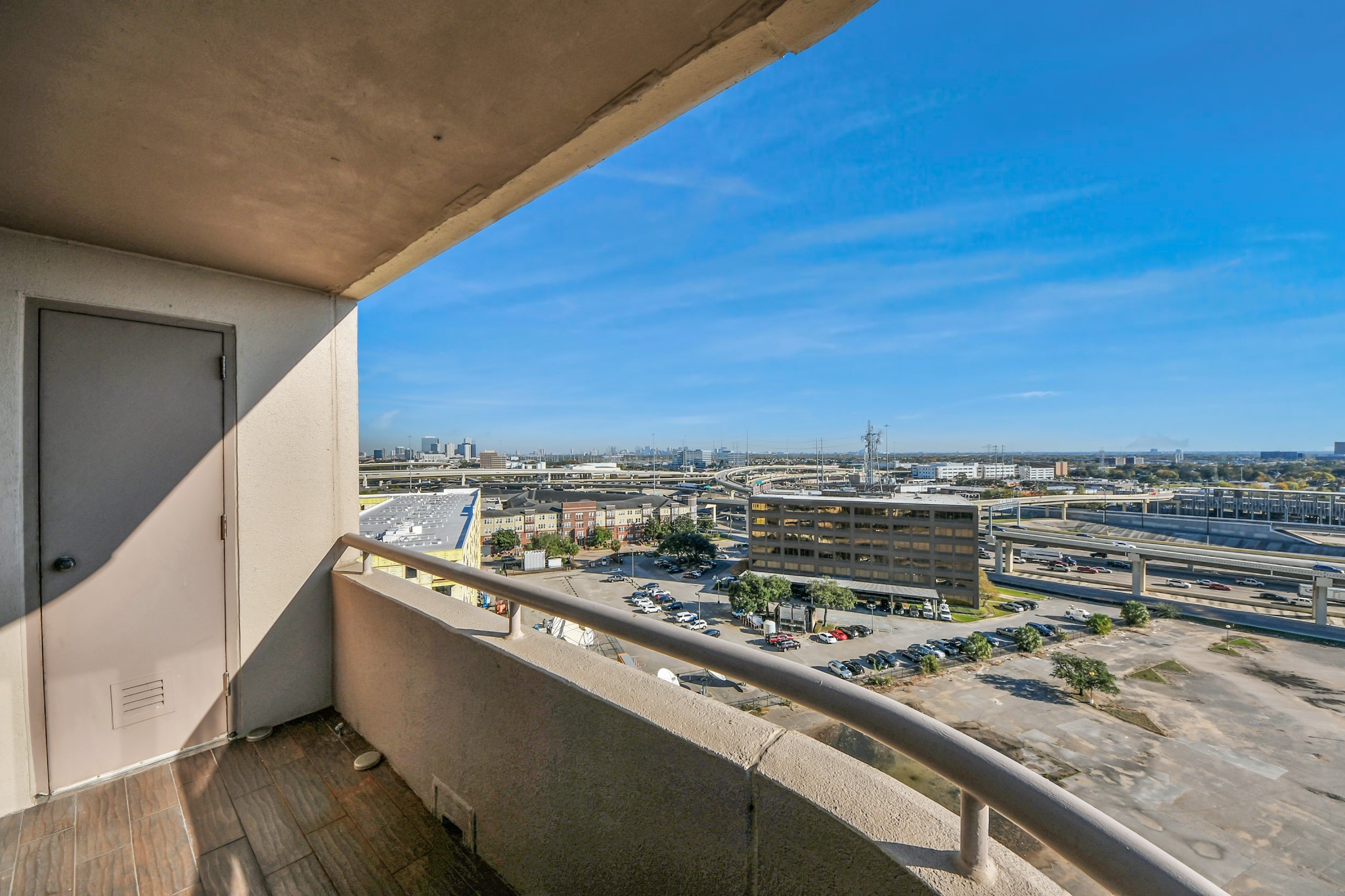 3525 Sage Road, Unit 1503 Houston, TX 77056 - Photo 24 of 44 Gallery Image 24